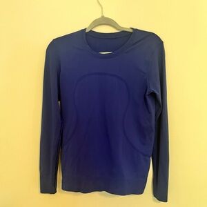 Lululemon Swiftly Relaxed Long-Sleeve Shirt
*Hip Length